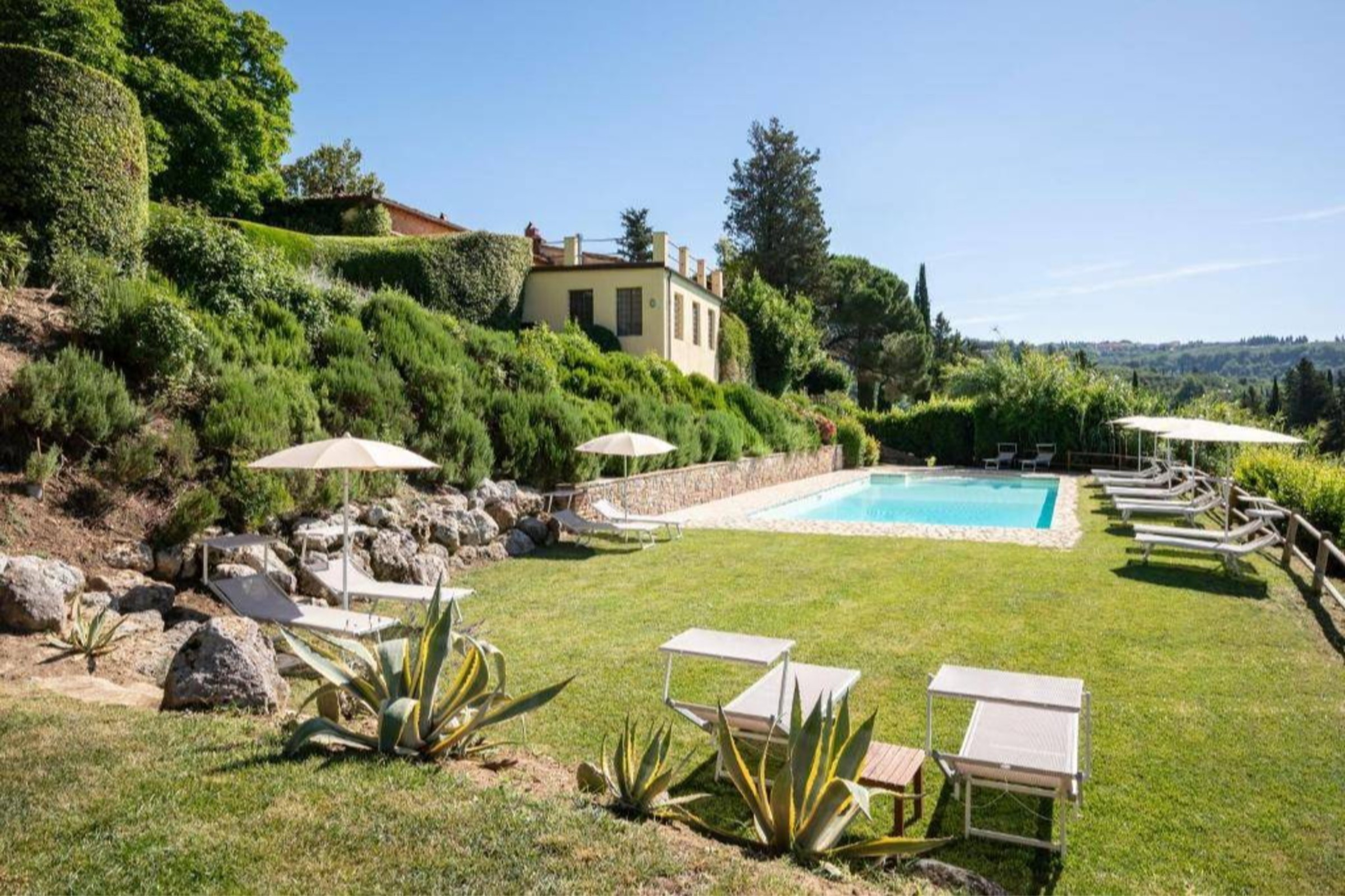 Villas, B&Bs, Farm stays